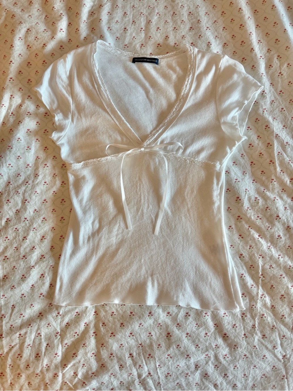 Brandy Melville White V-Neck Tie-Front Ribbed Camisole